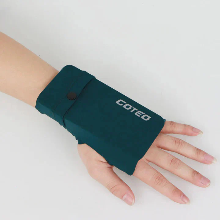 Arm Band Holder - Train Freely and Securely with All Essentials Accessible - Image 8