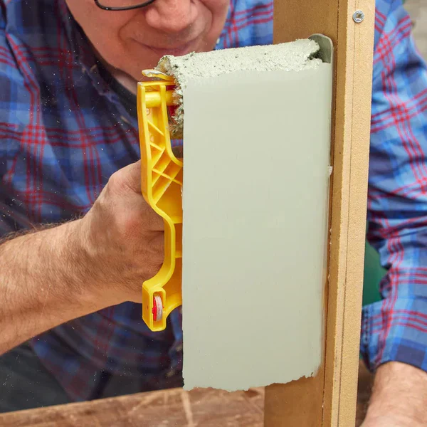 Color Trimming Tool for Accurate Painting Tasks - Image 5