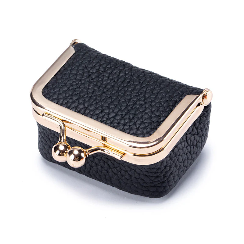 Elegant Jewelry Case for Safe and Radiant Storage Anywhere - Image 15