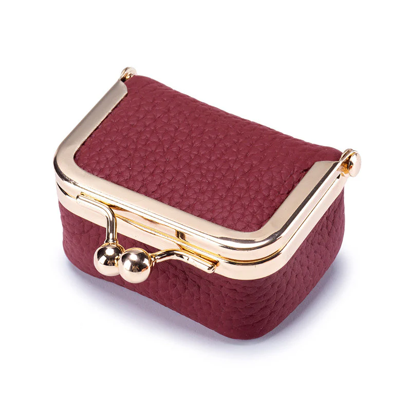 Elegant Jewelry Case for Safe and Radiant Storage Anywhere - Image 16