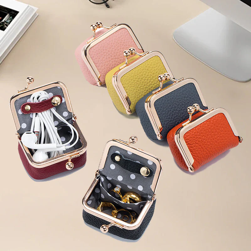 Elegant Jewelry Case for Safe and Radiant Storage Anywhere - Image 4