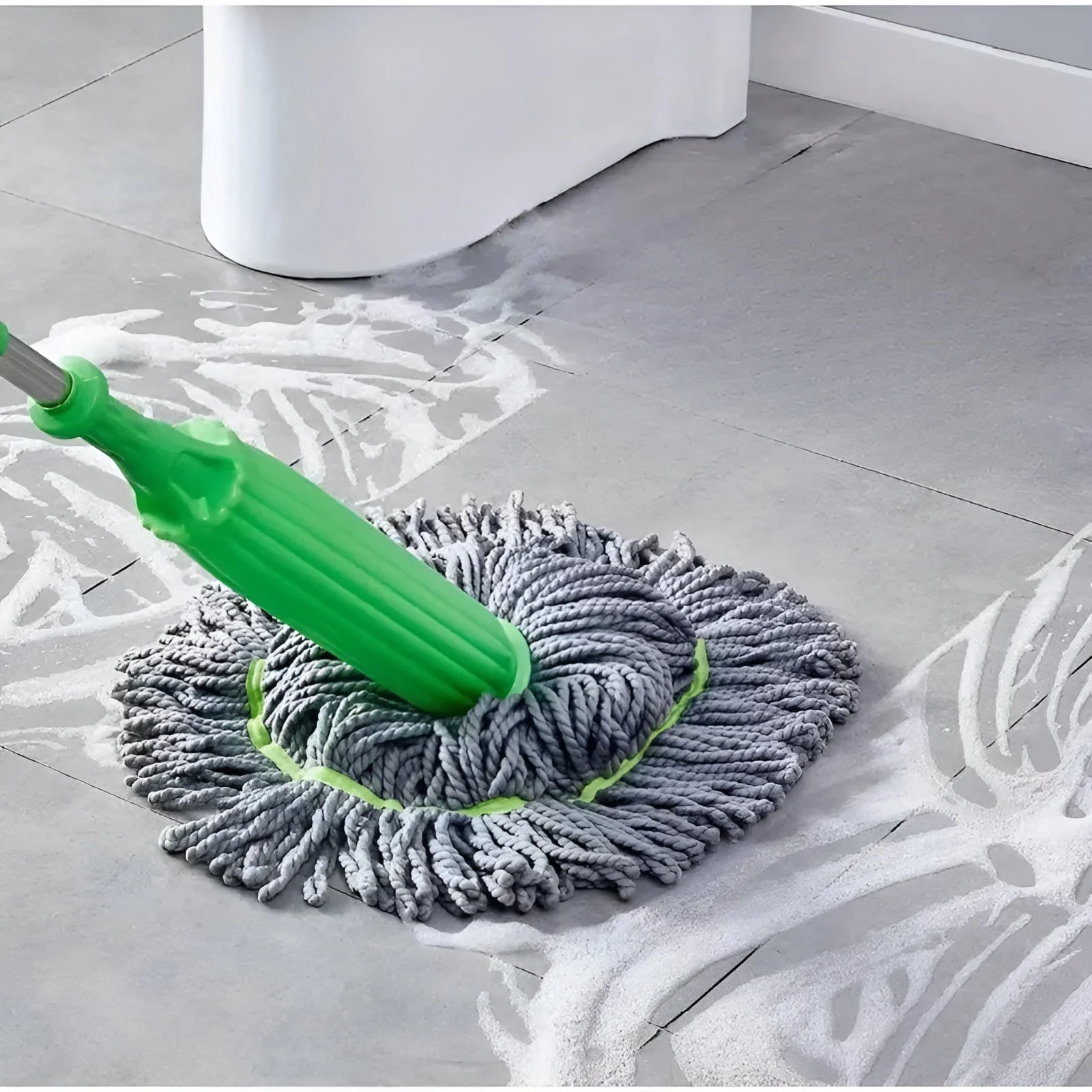 Quick Clean Solution for Spotless Floors in No Time - Image 2