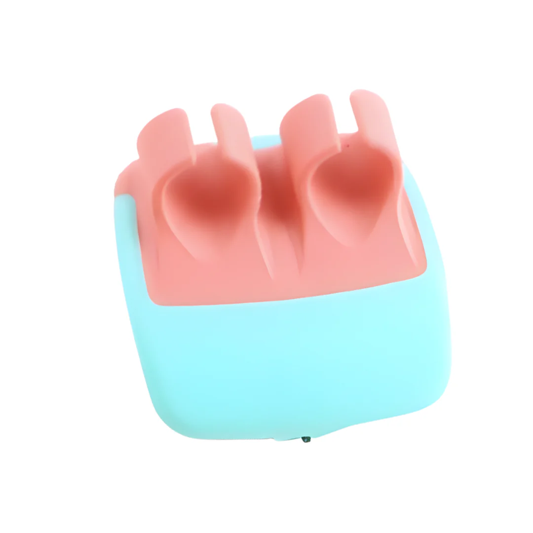 Safe Grip Peeler for Worry-Free Kitchen Moments - Image 9