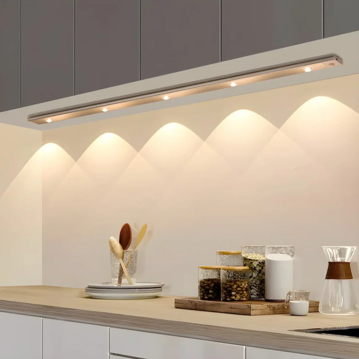 SmartLight - Wireless LED Light with Integrated Motion Sensor - Image 3