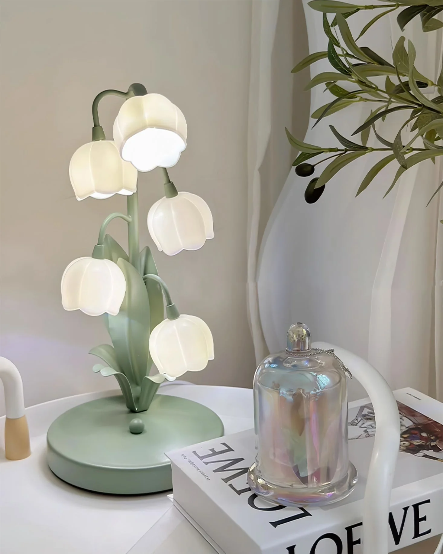 Table lamp with a bell orchid - Image 13