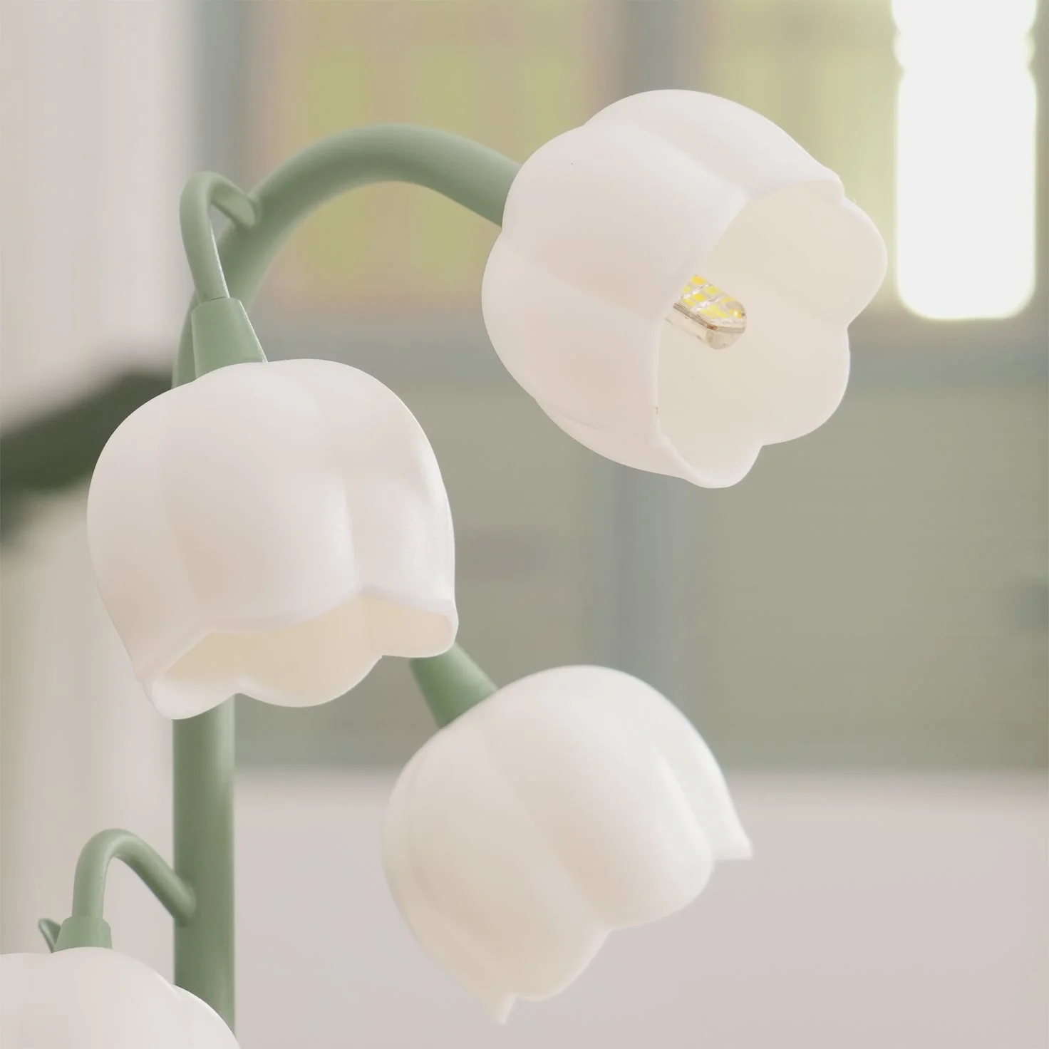 Table lamp with a bell orchid - Image 21